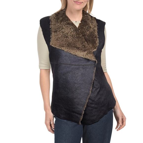 New Dylan Women's Cozy Faux Leather Fur Trim Snap Vest - Picture 2 of 7